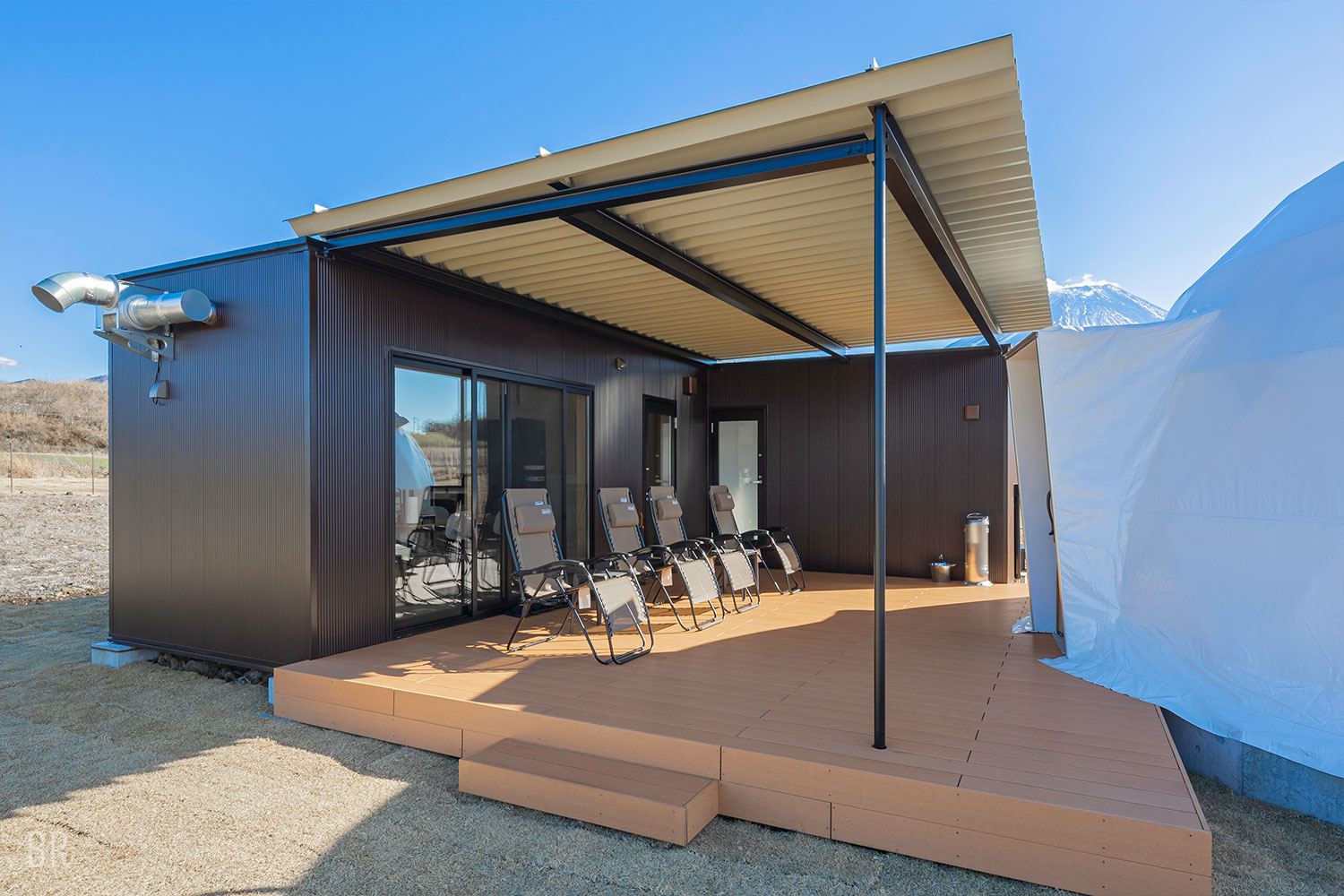 デラックスドーム