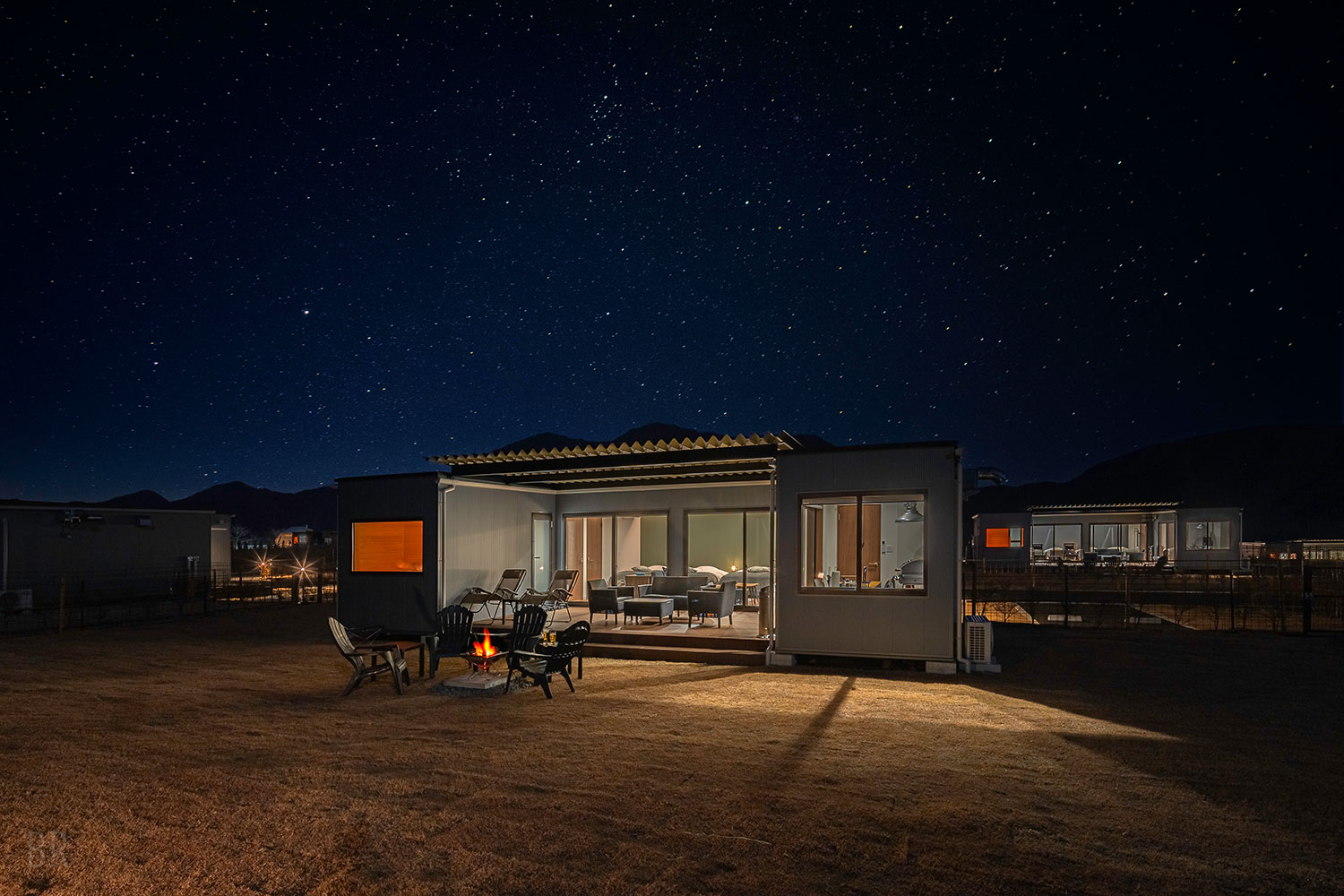 ドッグキャビン