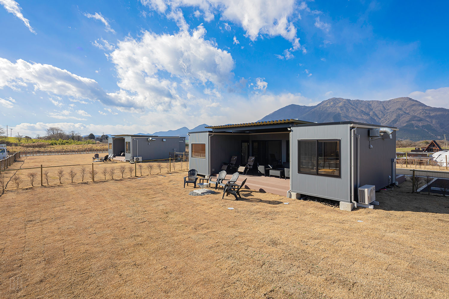 ドッグキャビン